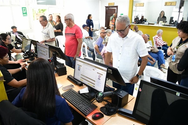 JCE asistió a 11,106 personas en las primeras 12 horas de este domingo